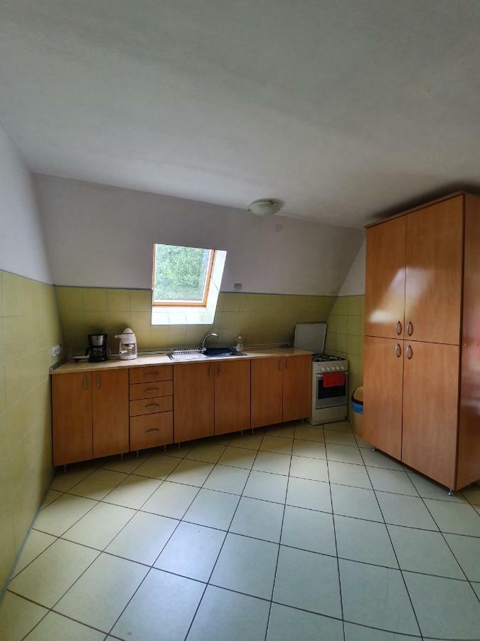 Villa Kamilla Kulcsoshaz Sub Cetate Exterior foto